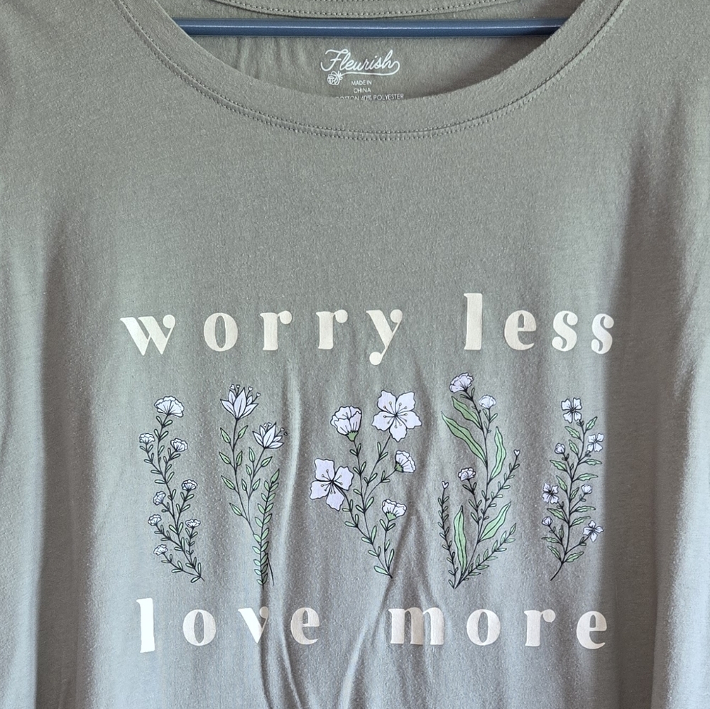 Fleurish Floral Graphic Tee PTP=23"